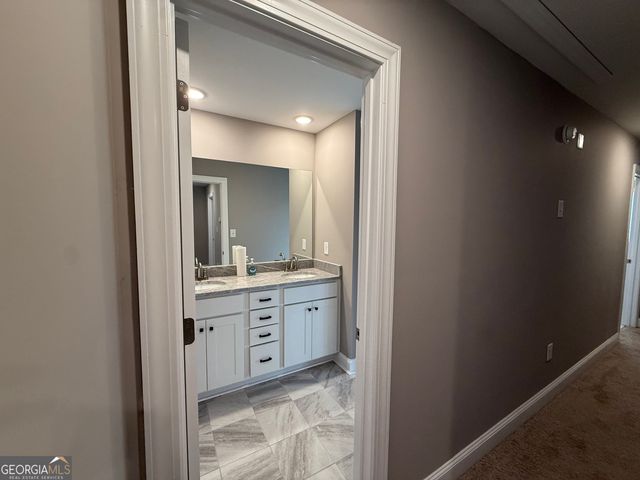 212 Huntington Shoals Drive, Athens, GA 30606