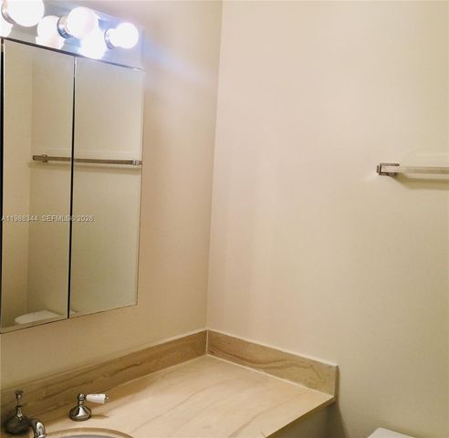 1985 S Ocean Dr 10A, Hallandale Beach, FL 33009