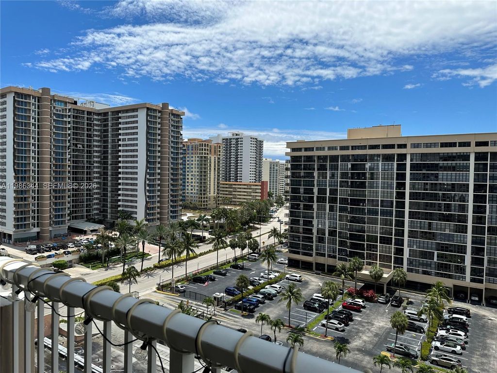 1985 S Ocean Dr 10A, Hallandale Beach, FL 33009