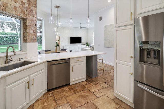6430 NW 98th Lane, Parkland, FL 33076