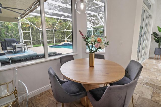 6430 NW 98th Lane, Parkland, FL 33076