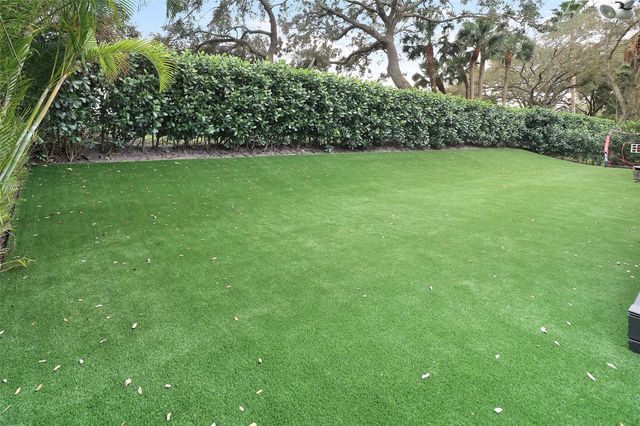 6430 NW 98th Lane, Parkland, FL 33076