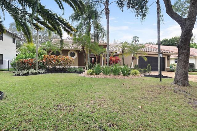 6430 NW 98th Lane, Parkland, FL 33076