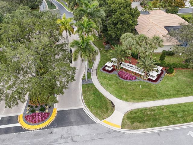 6430 NW 98th Lane, Parkland, FL 33076