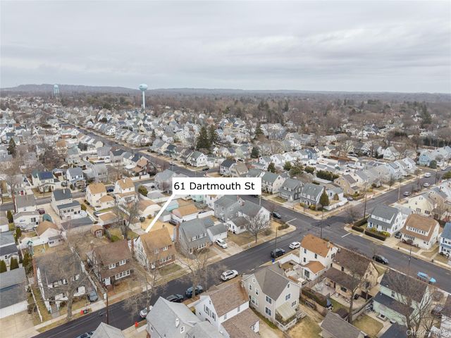 61 Dartmouth Street, Williston Park, NY 11596