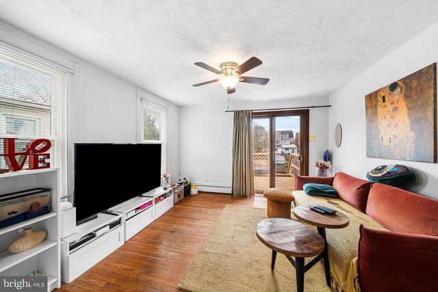 131 W 4TH AVE, Conshohocken, PA 19428