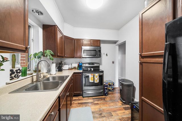 131 W 4TH AVE, Conshohocken, PA 19428