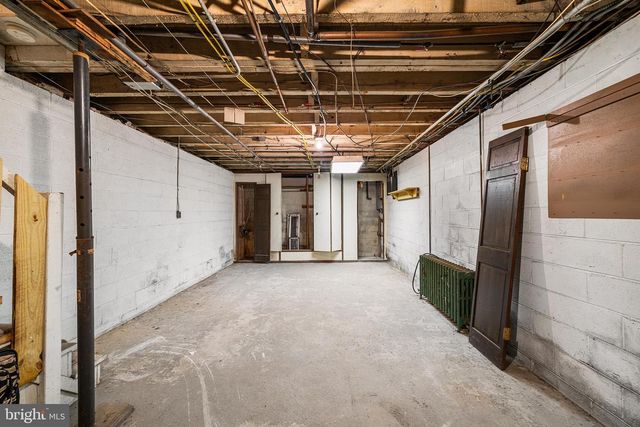 131 W 4TH AVE, Conshohocken, PA 19428