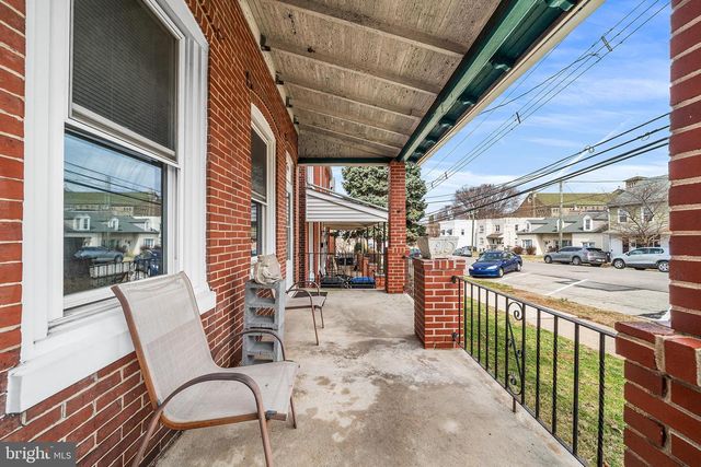 131 W 4TH AVE, Conshohocken, PA 19428