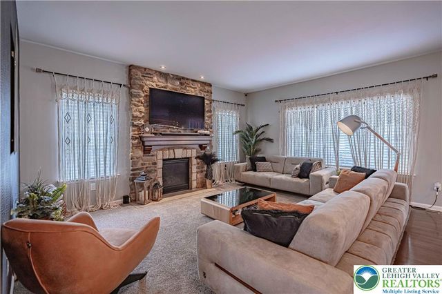 287 Palmetto Drive, Easton, PA 18045