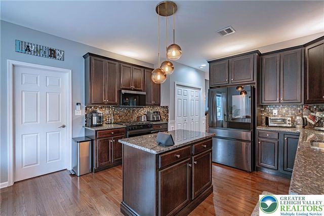 287 Palmetto Drive, Easton, PA 18045