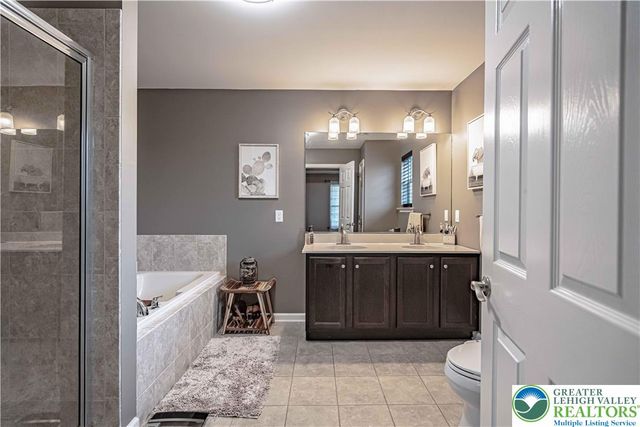 287 Palmetto Drive, Easton, PA 18045