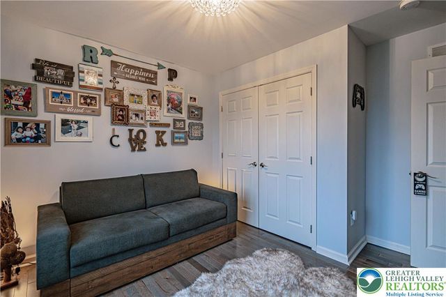 287 Palmetto Drive, Easton, PA 18045