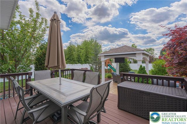 287 Palmetto Drive, Easton, PA 18045