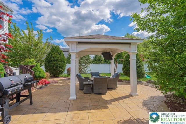 287 Palmetto Drive, Easton, PA 18045