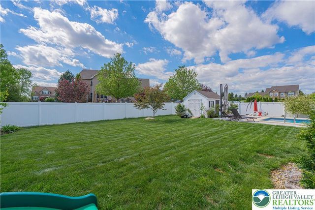 287 Palmetto Drive, Easton, PA 18045