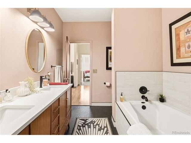 1200 Cherokee St 107, Denver, CO 80204