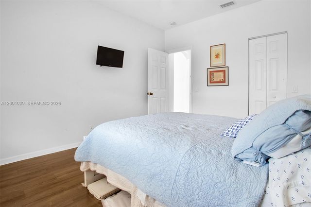 4467 Fox Glove Ln, Weston, FL 33331