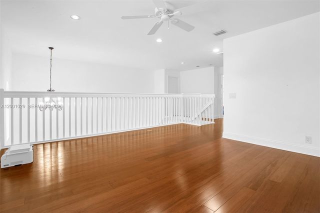 4467 Fox Glove Ln, Weston, FL 33331