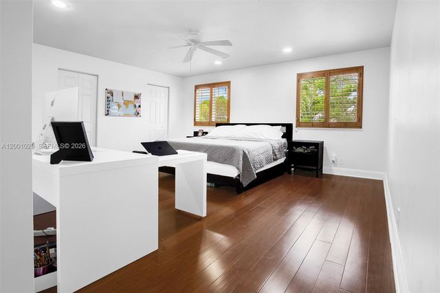 4467 Fox Glove Ln, Weston, FL 33331