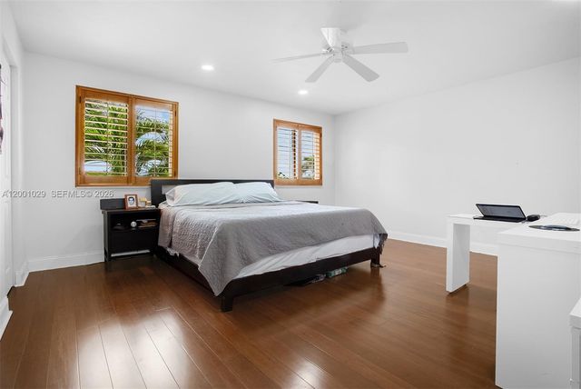 4467 Fox Glove Ln, Weston, FL 33331