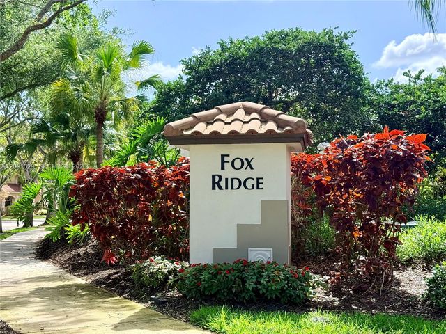4467 Fox Glove Ln, Weston, FL 33331
