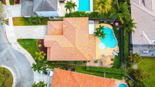 4467 Fox Glove Ln, Weston, FL 33331