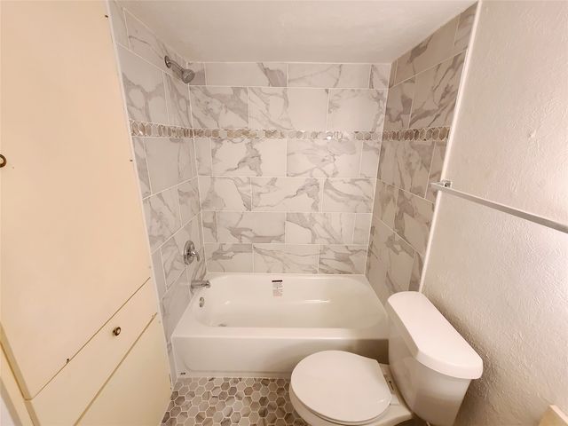 10248 Regal Oaks Drive A, Dallas, TX 75230