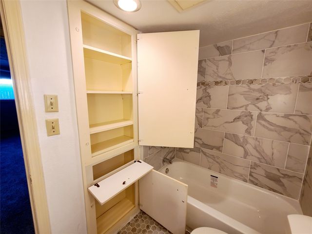 10248 Regal Oaks Drive A, Dallas, TX 75230