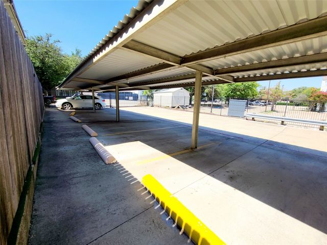 10248 Regal Oaks Drive A, Dallas, TX 75230