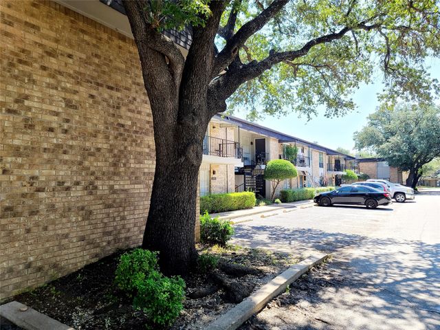 10248 Regal Oaks Drive A, Dallas, TX 75230