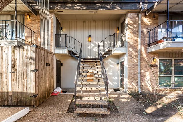 10248 Regal Oaks Drive A, Dallas, TX 75230