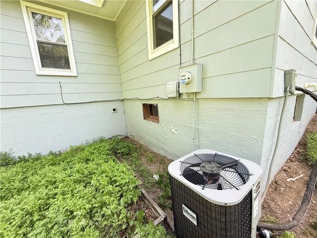 505 SW 18th Street, Blue Springs, MO 64015