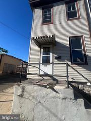 337 S 9TH ST, Lebanon, PA 17042