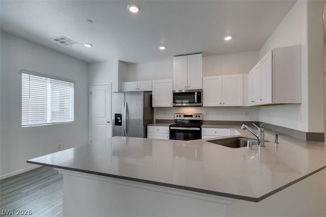 7840 Jupiter Sky Street 2, North Las Vegas, NV 89084