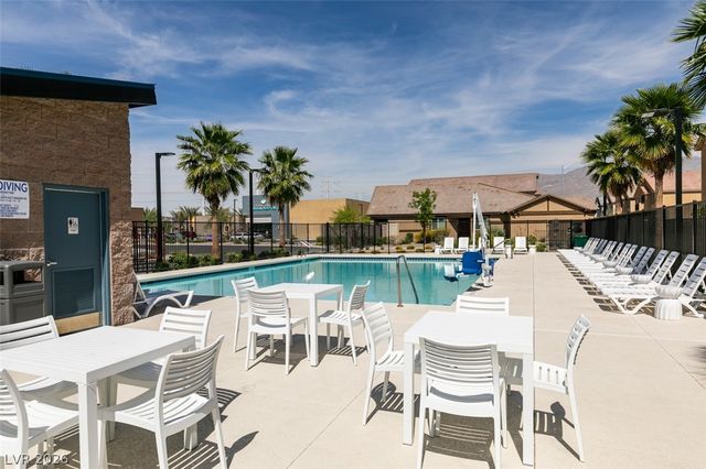 7840 Jupiter Sky Street 2, North Las Vegas, NV 89084