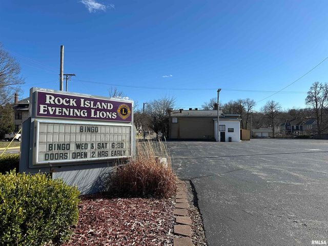 4329 8TH Avenue, Rock Island, IL 61201