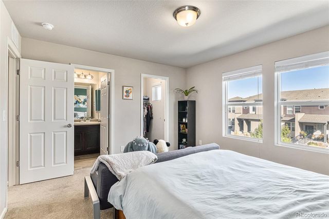 16092 E Warner Place, Denver, CO 80239