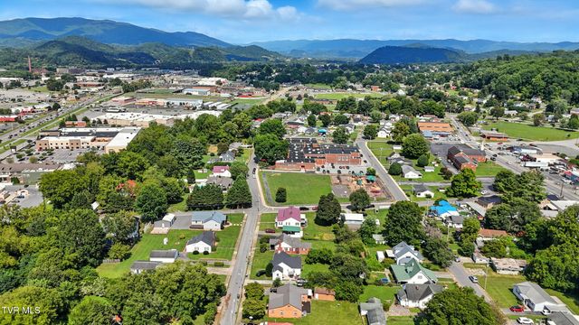 1410 Burgie Street, Elizabethton, TN 37643