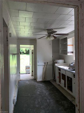 1015 Adams Street, High Point, NC 27262