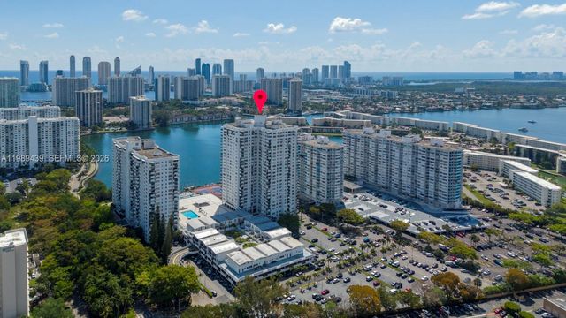 2750 NE 183rd St 806, Aventura, FL 33160