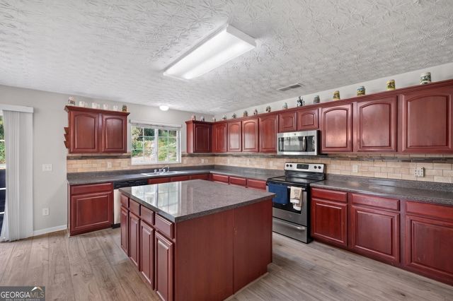 2793 Jordan Lane, Lithia Springs, GA 30122