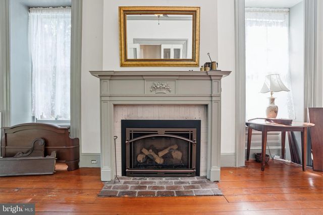 424 W WAVERLY RD, Glenside, PA 19038