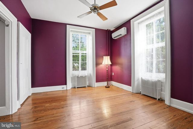 424 W WAVERLY RD, Glenside, PA 19038