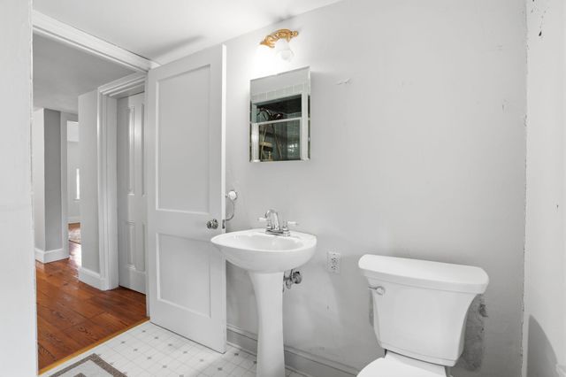 424 W WAVERLY RD, Glenside, PA 19038