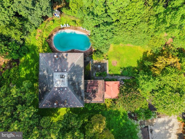 424 W WAVERLY RD, Glenside, PA 19038