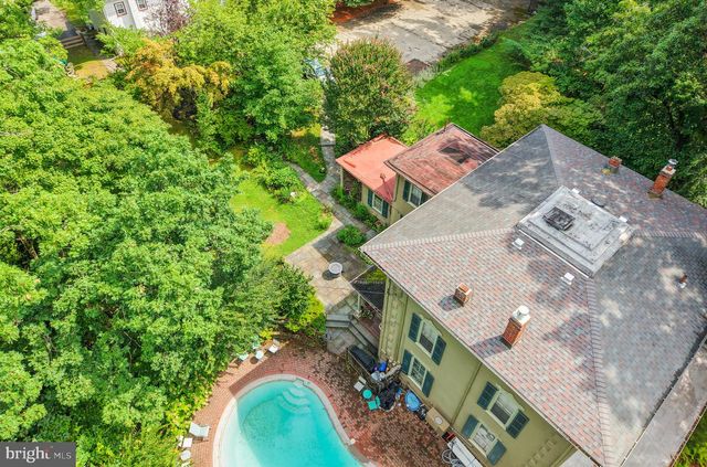 424 W WAVERLY RD, Glenside, PA 19038