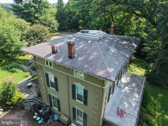 424 W WAVERLY RD, Glenside, PA 19038
