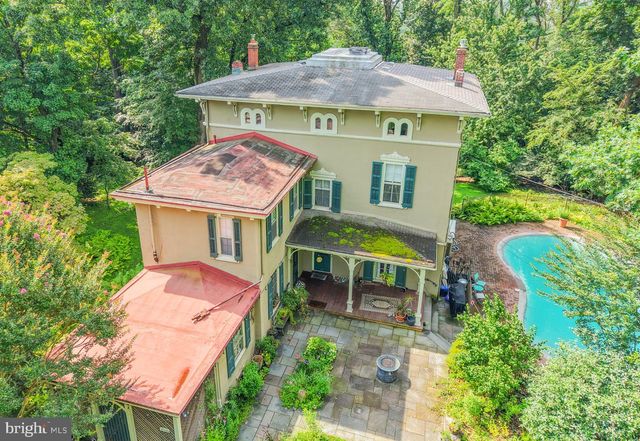 424 W WAVERLY RD, Glenside, PA 19038
