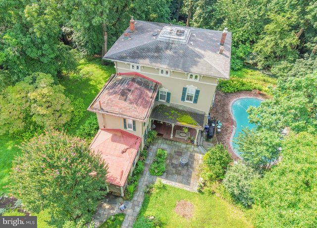 424 W WAVERLY RD, Glenside, PA 19038